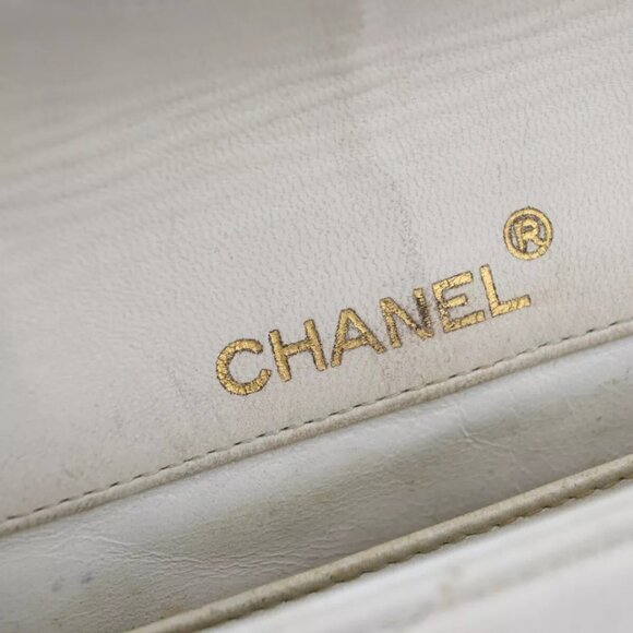 CHANEL CC Logo Matelasse Chain Shoulder Bag Leather White GHW - Picture 5 of 16